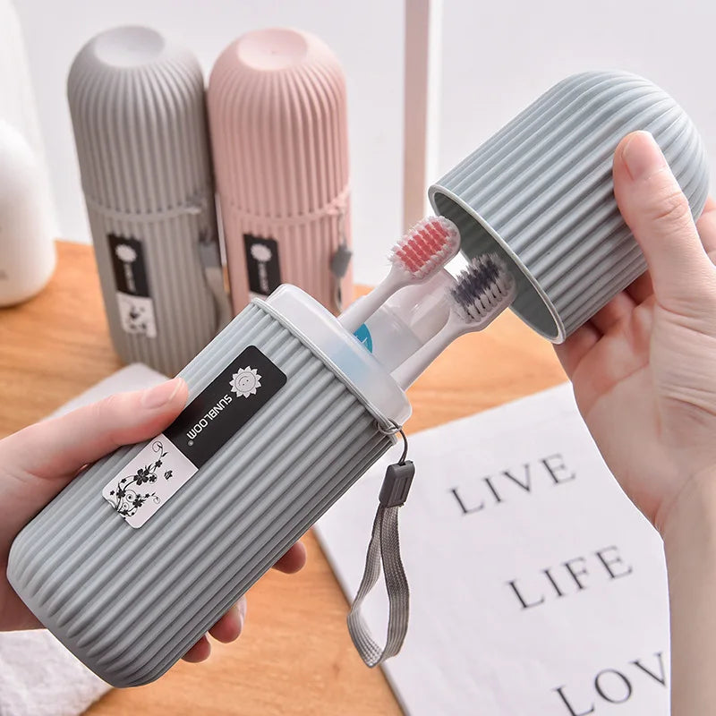 Portable Toothpaste and Toothbrush Holder Case – Travel-Friendly and Hygienic