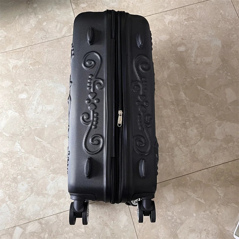 24-Inch Black Skull Spinner Hardside Trolley Suitcase – Perfect Men’s Graduation Gift